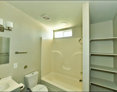 6806 Alameda Avenue - Photo Thumbnail 17