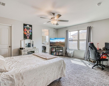 14724 Charles Foster Avenue - Photo Thumbnail 12