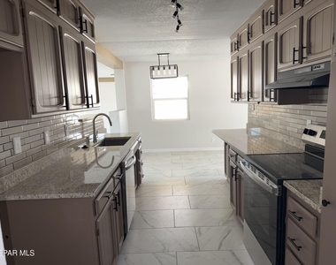 8104 Dempsey Avenue - Photo Thumbnail 20