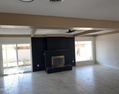 8104 Dempsey Avenue - Photo Thumbnail 6