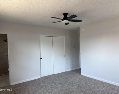 8104 Dempsey Avenue - Photo Thumbnail 16