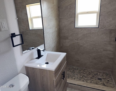 8104 Dempsey Avenue - Photo Thumbnail 12