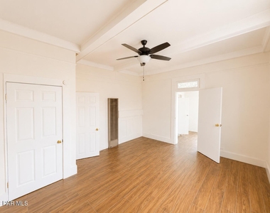 1516 N Campbell Street - Photo Thumbnail 16