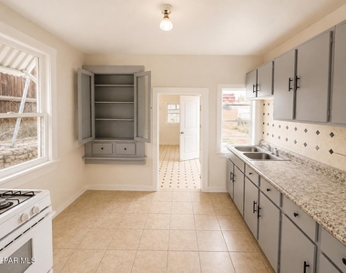 1516 N Campbell Street - Photo Thumbnail 6