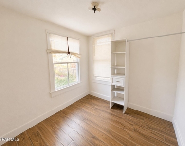 1516 N Campbell Street - Photo Thumbnail 10