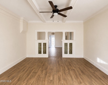 1516 N Campbell Street - Photo Thumbnail 3