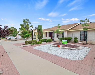 11625 Cedar Crest Drive - Photo Thumbnail 2