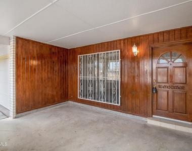 11625 Cedar Crest Drive - Photo Thumbnail 10