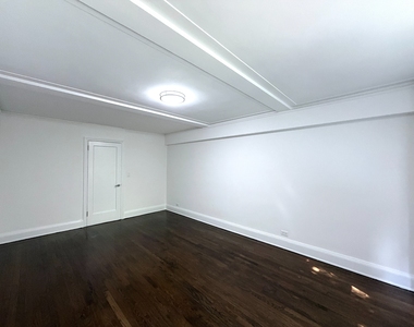 East 38th Street - Photo Thumbnail 2