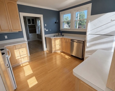 75 Lancaster Road - Photo Thumbnail 2