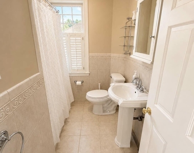 75 Lancaster Road - Photo Thumbnail 9