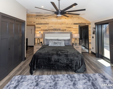 48 Swan Avenue - Photo Thumbnail 28