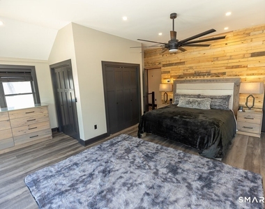 48 Swan Avenue - Photo Thumbnail 30