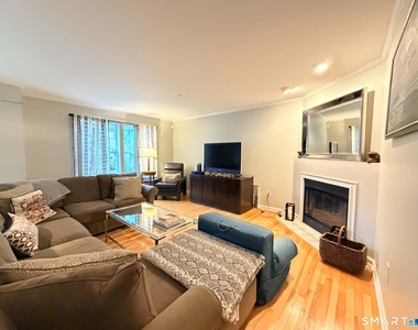 633 Danbury Road - Photo Thumbnail 4
