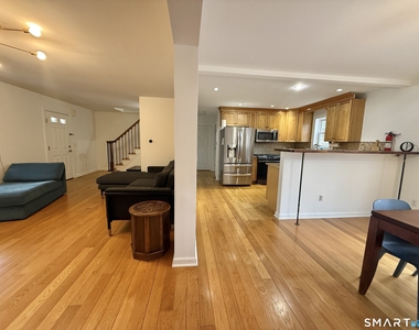 70 Renwick Place - Photo Thumbnail 5