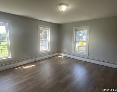 14 Pleasant Street - Photo Thumbnail 15