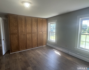 14 Pleasant Street - Photo Thumbnail 17