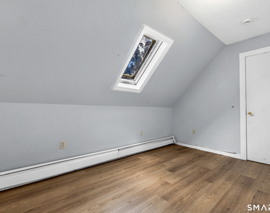 141 Homestead Avenue - Photo Thumbnail 16