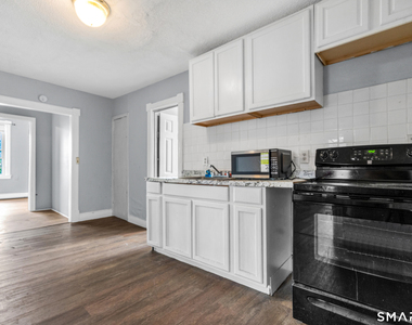 141 Homestead Avenue - Photo Thumbnail 7