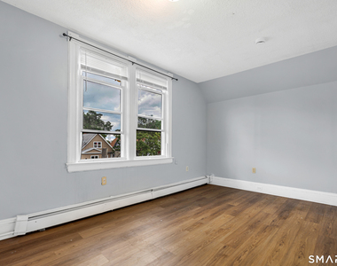 141 Homestead Avenue - Photo Thumbnail 13