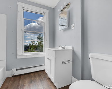 141 Homestead Avenue - Photo Thumbnail 15