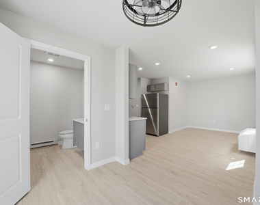 589 Bedford Street - Photo Thumbnail 7