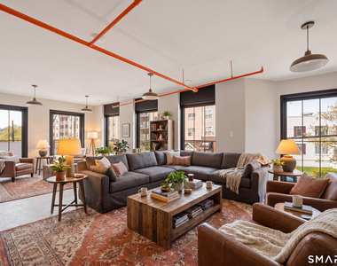589 Bedford Street - Photo Thumbnail 15