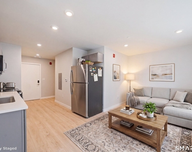 589 Bedford Street - Photo Thumbnail 2