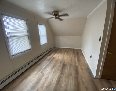 275 Main Street - Photo Thumbnail 14