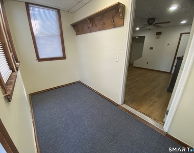 275 Main Street - Photo Thumbnail 24