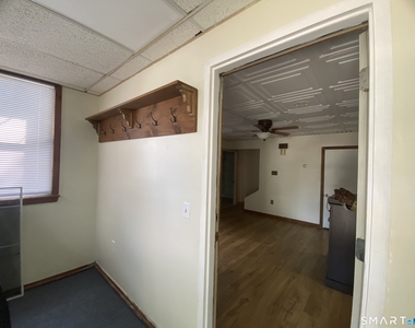 275 Main Street - Photo Thumbnail 1