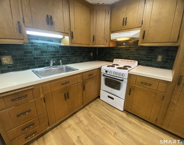 275 Main Street - Photo Thumbnail 4