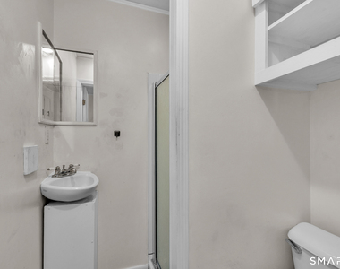 49 High Street - Photo Thumbnail 8