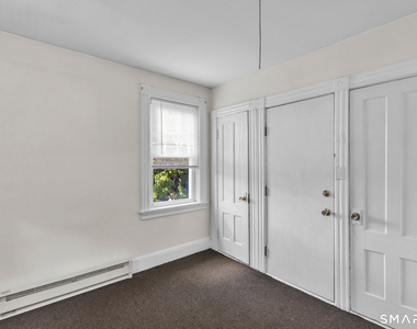 49 High Street - Photo Thumbnail 12
