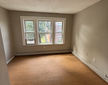 256 Mather Street - Photo Thumbnail 1