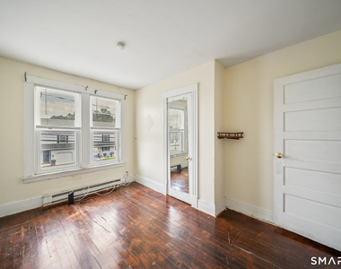 143 Divinity Street - Photo Thumbnail 2