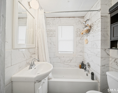 143 Divinity Street - Photo Thumbnail 16