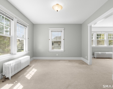 139 Richards Street - Photo Thumbnail 1
