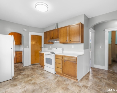 139 Richards Street - Photo Thumbnail 9
