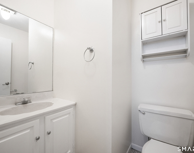60 Lawn Avenue - Photo Thumbnail 14