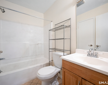 60 Lawn Avenue - Photo Thumbnail 21