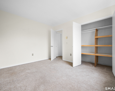 60 Lawn Avenue - Photo Thumbnail 17