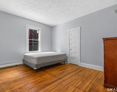 139 Homestead Avenue - Photo Thumbnail 11