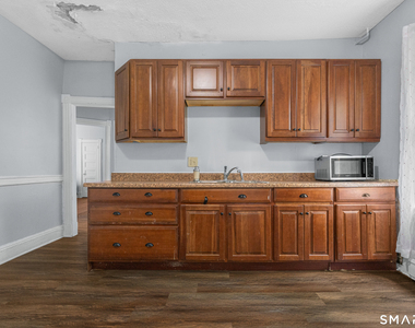 139 Homestead Avenue - Photo Thumbnail 20