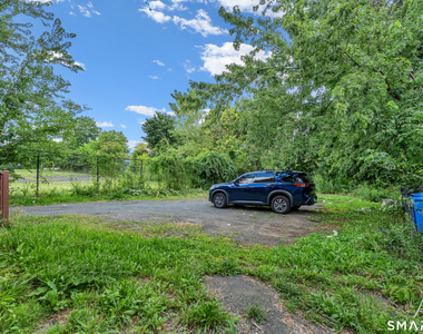 139 Homestead Avenue - Photo Thumbnail 25