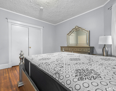 139 Homestead Avenue - Photo Thumbnail 9