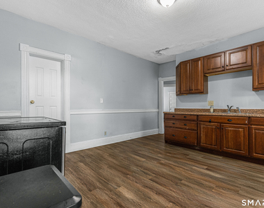 139 Homestead Avenue - Photo Thumbnail 19