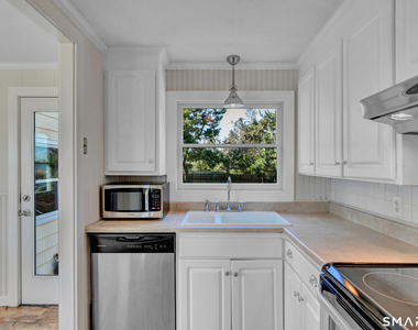 42 Harbor Road - Photo Thumbnail 8