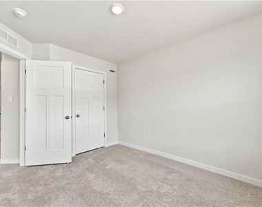 526 Cooper Street - Photo Thumbnail 32