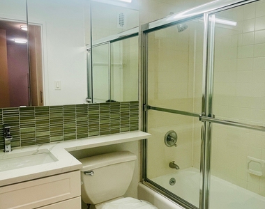 400 East 71st Street, 22K - Photo Thumbnail 5